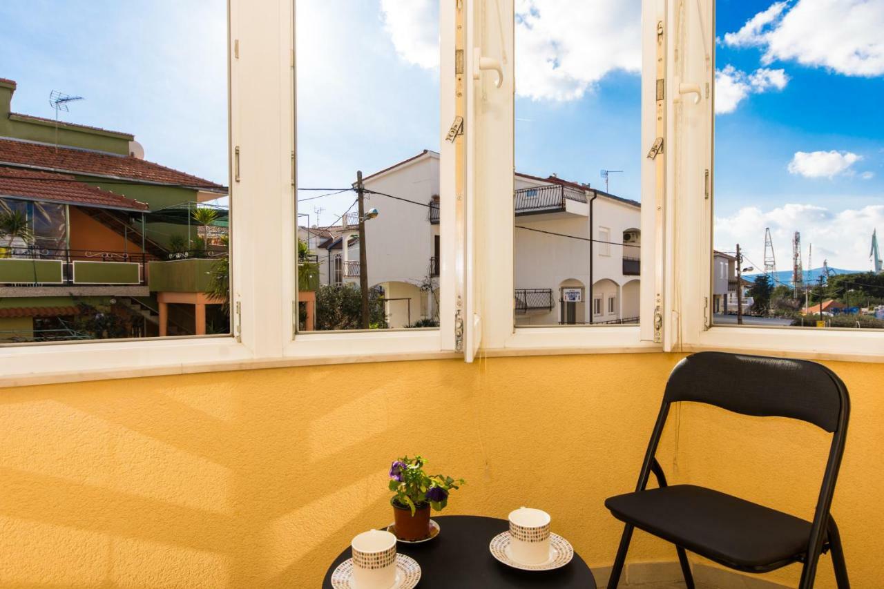 Apartman Ruza Apartment Трогир Екстериор снимка