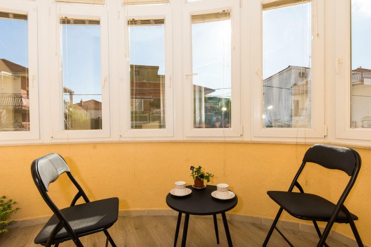 Apartman Ruza Apartment Трогир Екстериор снимка